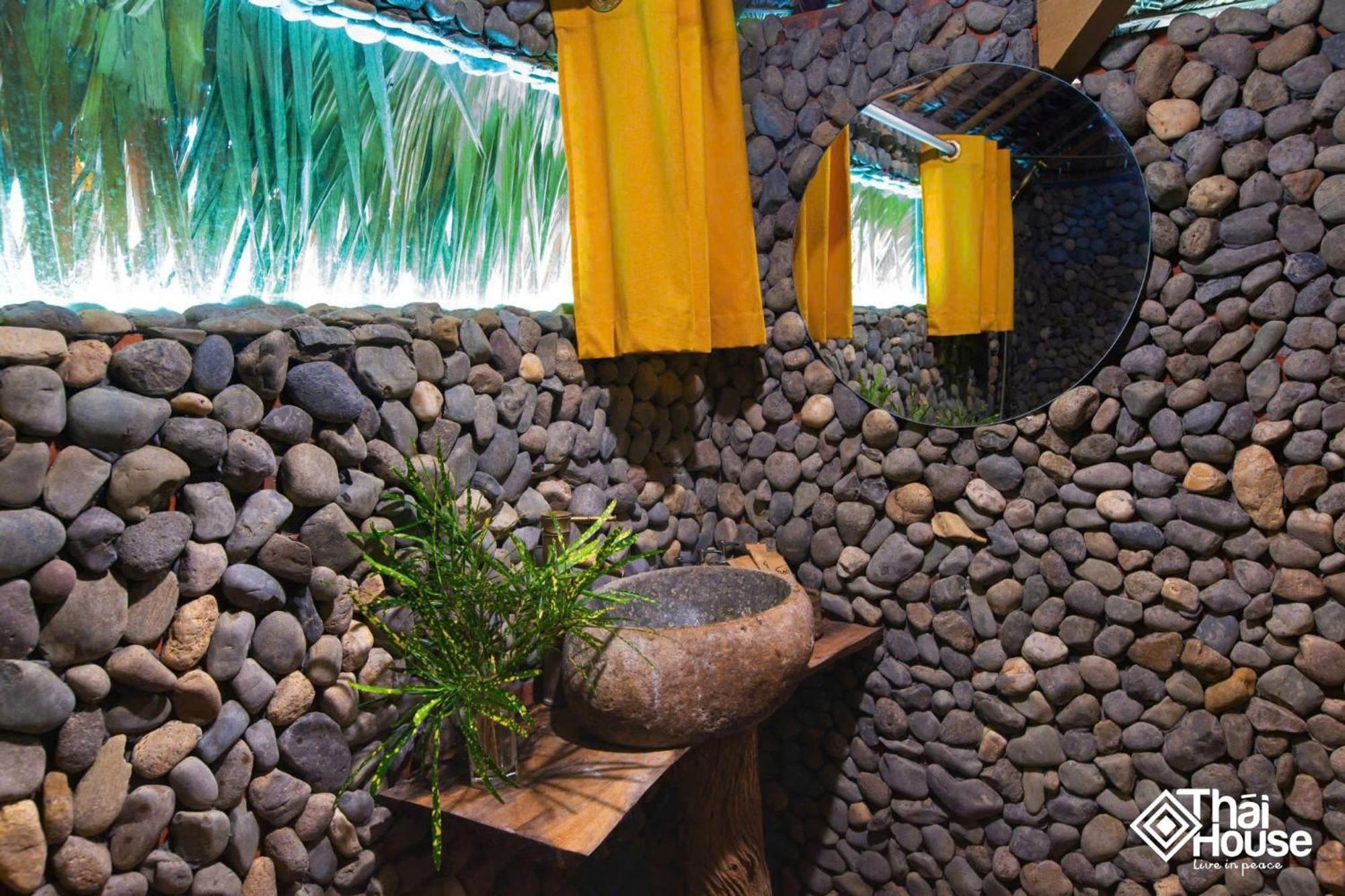 Thai House Pu Luong - Century Old Stilt House With Terrace Views Huong Ba Thuoc Eksteriør bilde