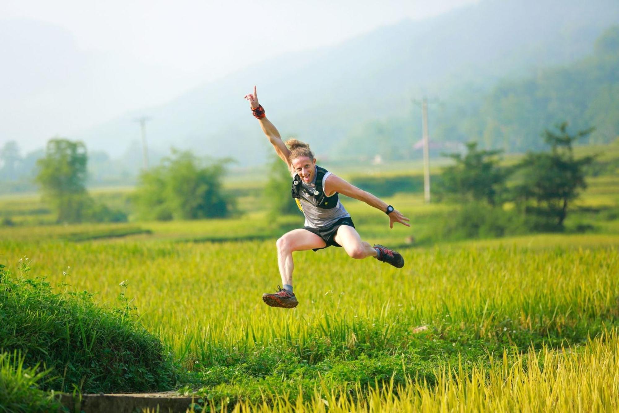 Thai House Pu Luong - Century Old Stilt House With Terrace Views Huong Ba Thuoc Eksteriør bilde