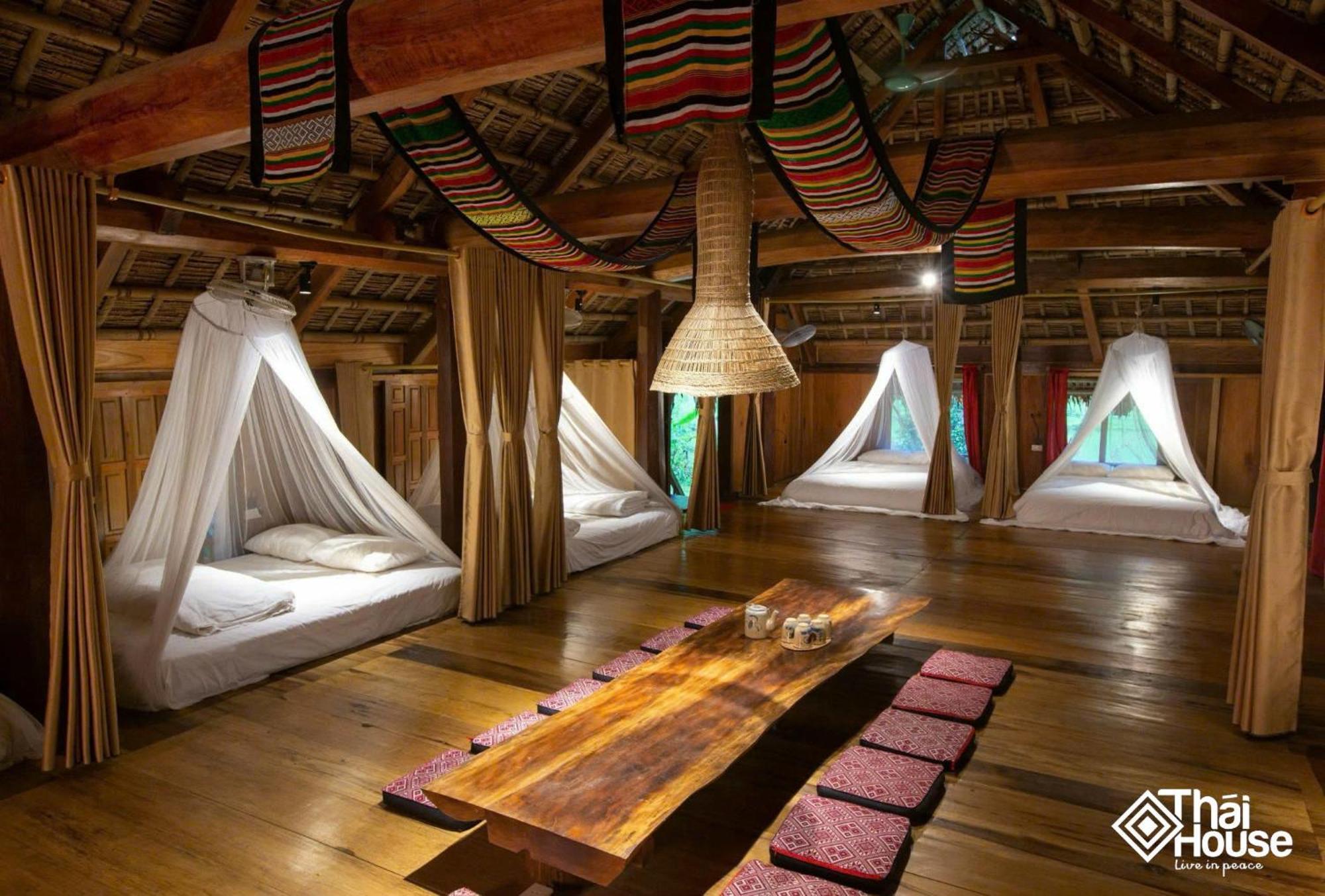 Thai House Pu Luong - Century Old Stilt House With Terrace Views Huong Ba Thuoc Eksteriør bilde