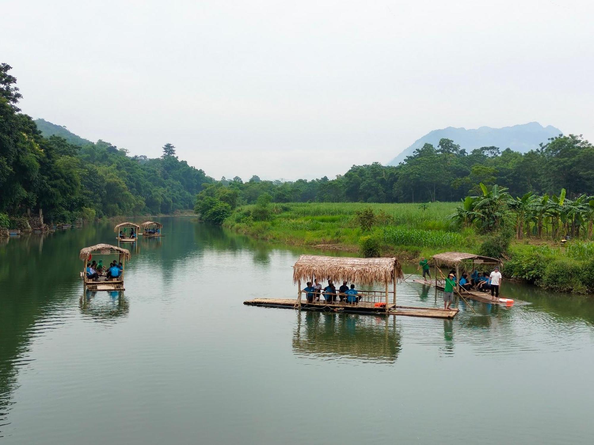 Thai House Pu Luong - Century Old Stilt House With Terrace Views Huong Ba Thuoc Eksteriør bilde